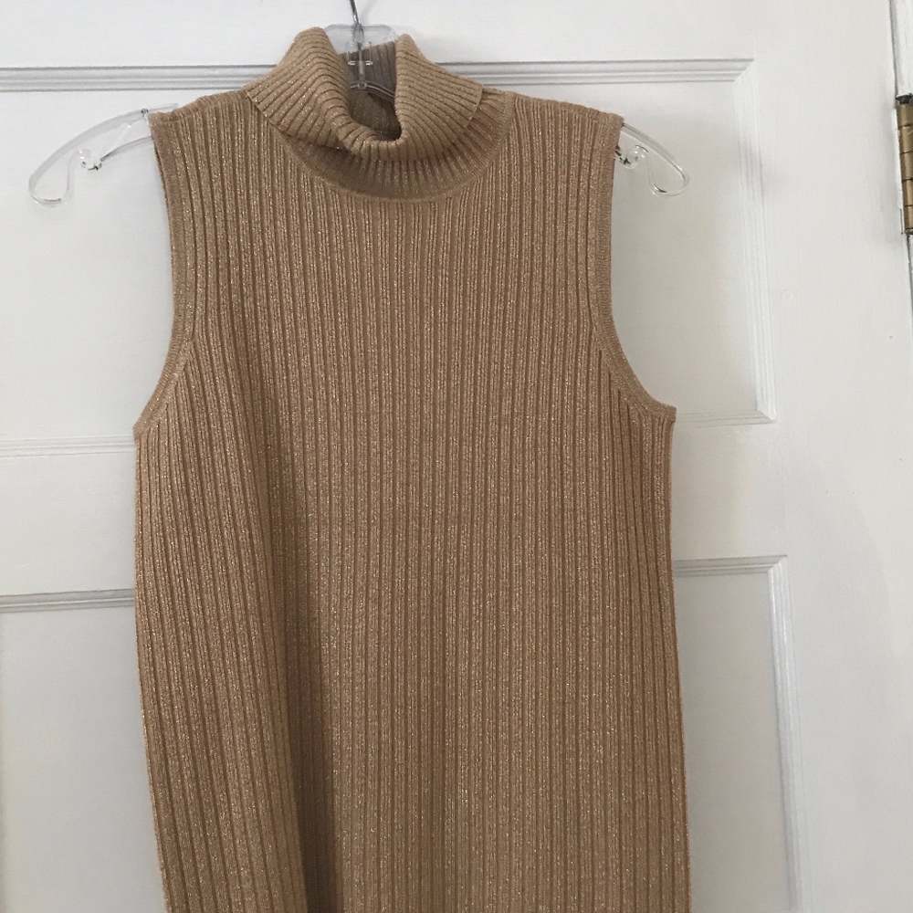 Liz Claiborne Shimmery gold sleeveless turtleneck